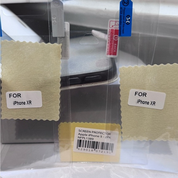 🌹 Brand New Beauty and the Beast iPhone XR Wallet Case - Never Used 🌹 - Picture 15 of 16